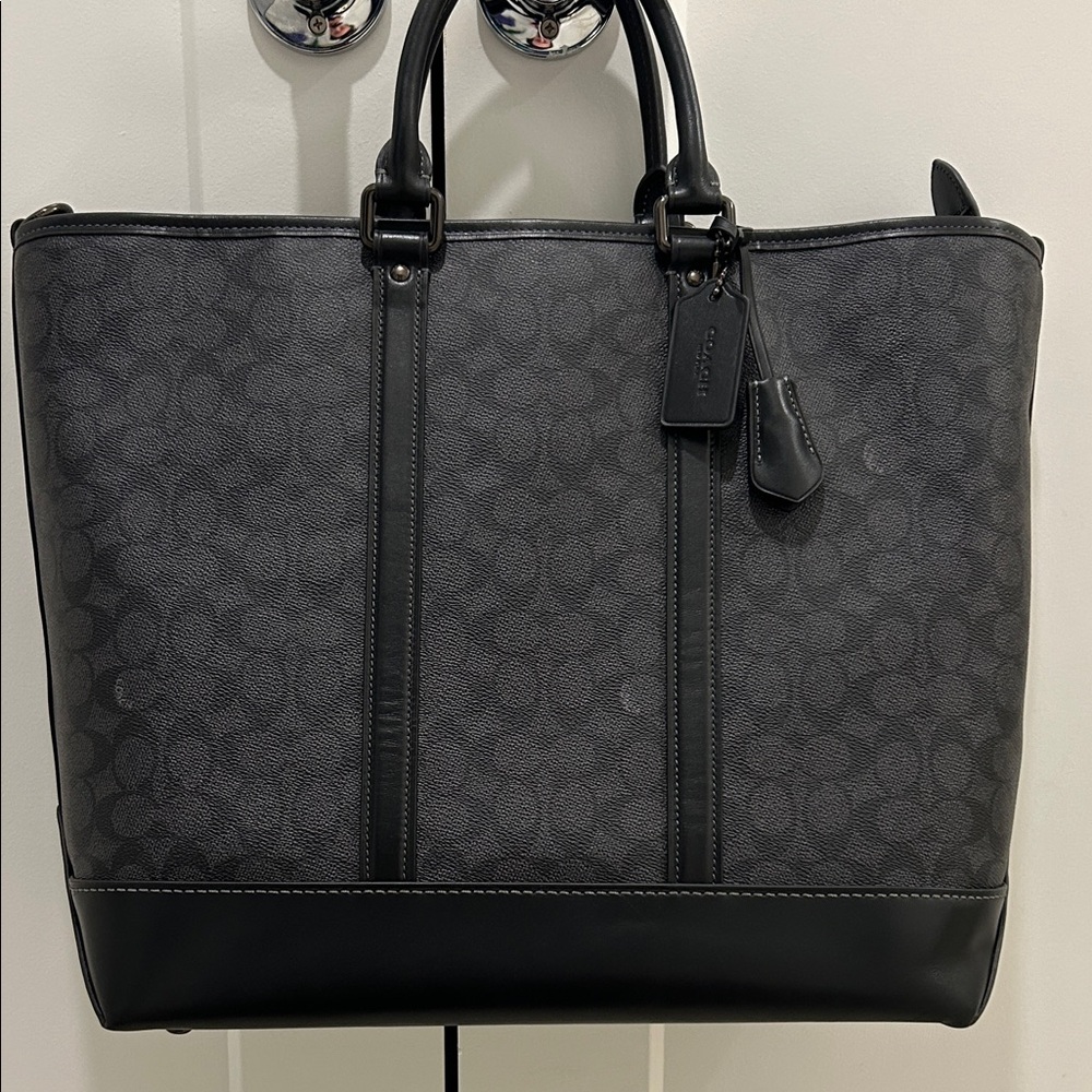 Coach (NWOT) Metropolitan Carryall Bag In Signature Canvas